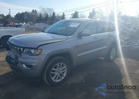 2017 Jeep Grand Cherokee Laredo 4X4 z USA, uszkodzony, nr VIN 1C4RJFAG7HC706668
